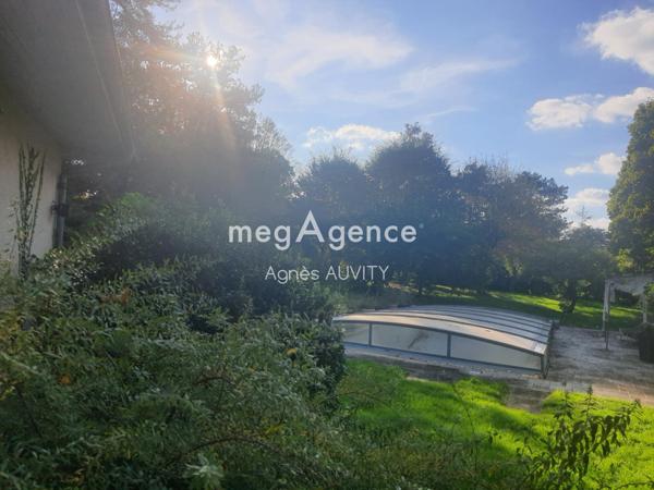 Maison à NERIS-LES-BAINS, 03310 - 6 pièces 290m²