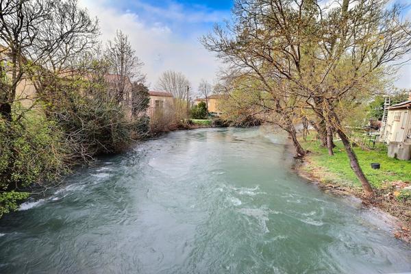 A VENDRE Entraigues Sur La Sorgue, appartement 4 pièce(s) 90 m²
