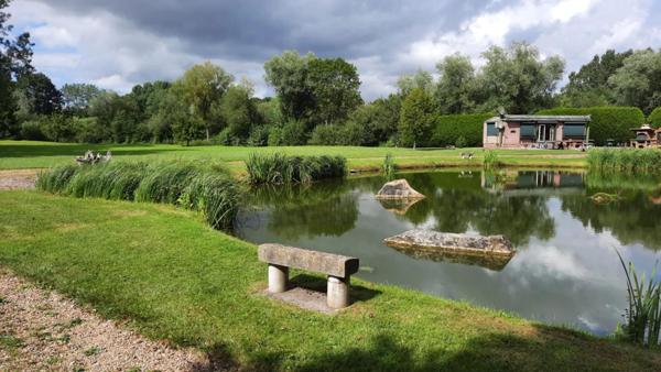 Étang aménagé Lachapelle Aux Pots 22198 m2