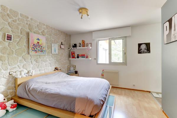 Maison 10 pièce(s) 5 chambre(s) 310.2 m²