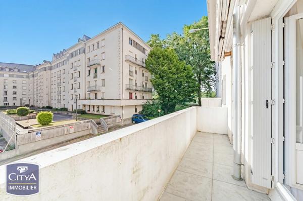 Appartement à vendre 4 pièces 105.28m² Tours (37000)