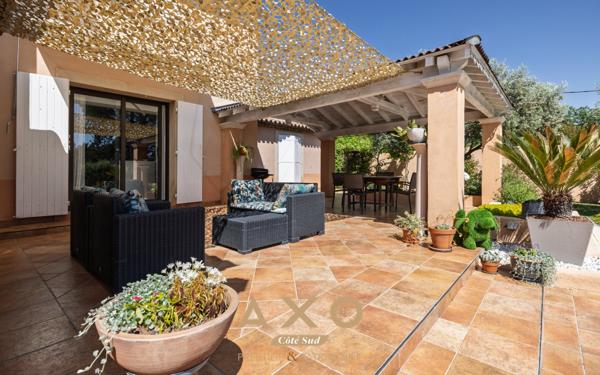 PERTUIS – MAISON – 200 m² – 4 CHAMBRES – PISCINE – POOL-HOUSE – TERRAIN 2 000 m² – 920 000 €