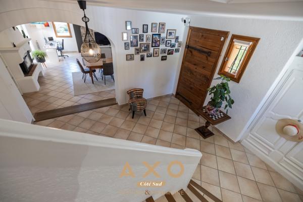 PERTUIS – MAISON – 200 m² – 4 CHAMBRES – PISCINE – POOL-HOUSE – TERRAIN 2 000 m² – 920 000 €