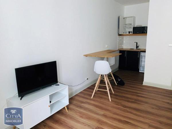 Appartement à louer 1 pièce 20.68m²