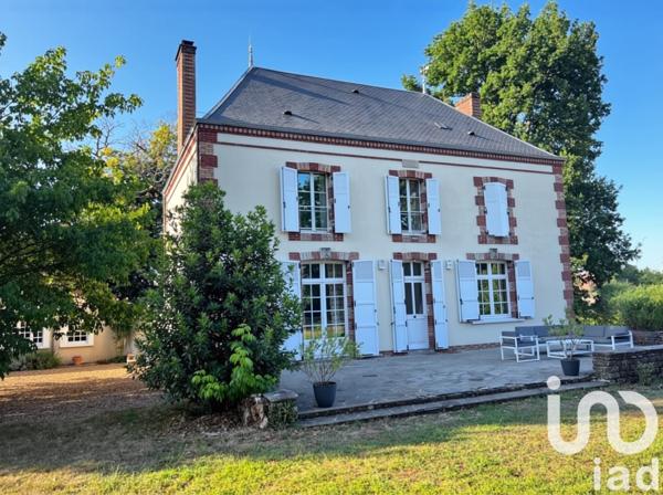 Maison à vendre 10 pièces 278 m² Guécélard
