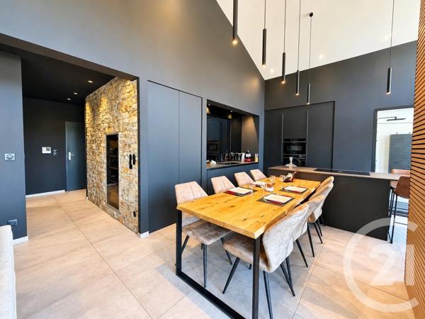 Appartement F3 Bis à vendre  5 pièces - 84,17 m 2   DOUBS  - 25