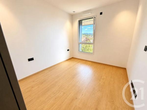 Appartement F3 Bis à vendre  5 pièces - 84,17 m 2   DOUBS  - 25