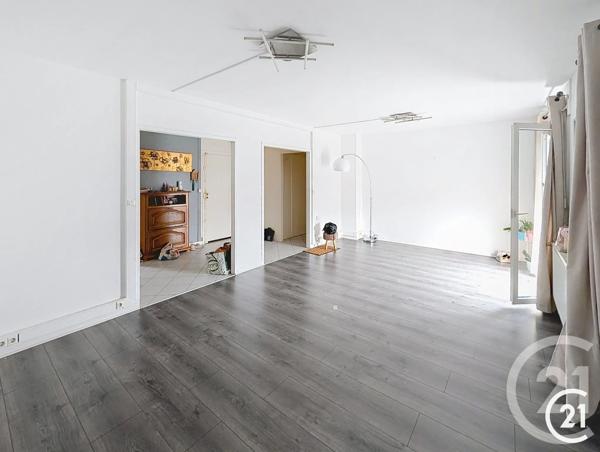 Appartement F6 à vendre  6 pièces - 133,60 m 2   MONTBELIARD  - 25
