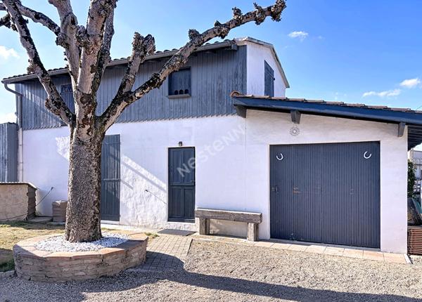 Charmante maison de 205 m² avec piscine et dépendance à 8 min de Fronton