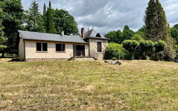 Maison à vendre    5 pièces •  Rilhac-Rancon