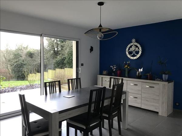 Maison à louer 890 € CC SIZUN 6 p 158 m² DPE A