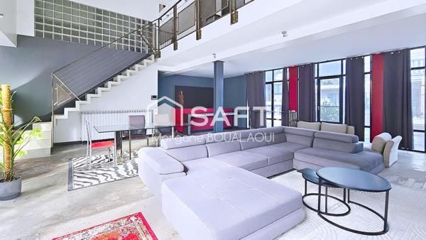 SUPERBE LOFT - 6 PIÈCES - BUREAUX & BOX - 260 M²