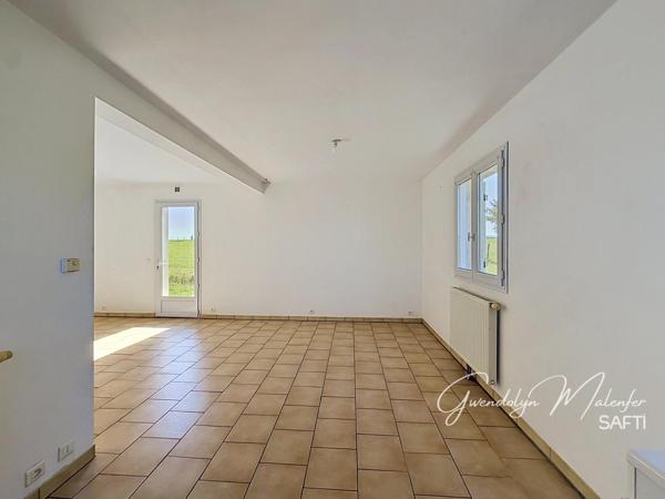 Et si votre prochaine maison vous offrait enfin le calme de la campagne, sans vous éloigner du quotidien ?