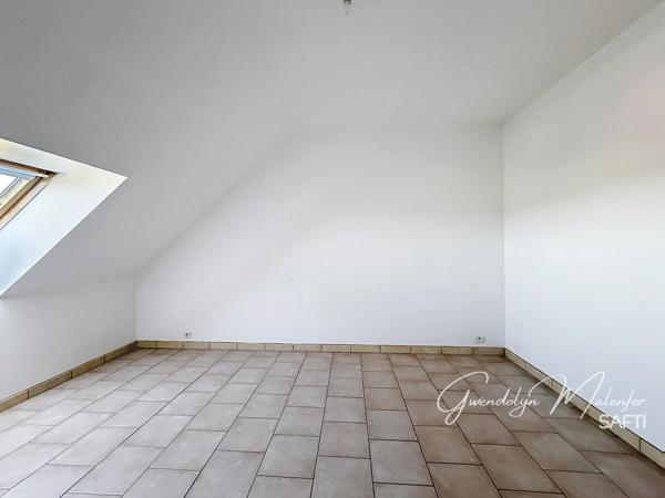 Et si votre prochaine maison vous offrait enfin le calme de la campagne, sans vous éloigner du quotidien ?
