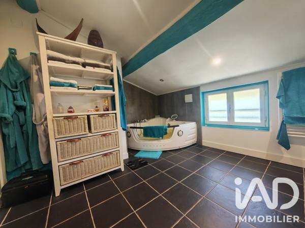 Maison à vendre 6 pièces 169,83 m² Le Barp