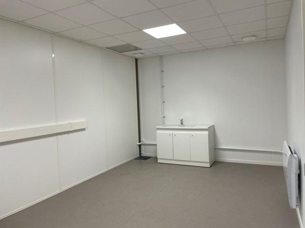 BUREAU ACCES PMR - 400m2 DIVISIBLES - A LOUER - SOISSONS