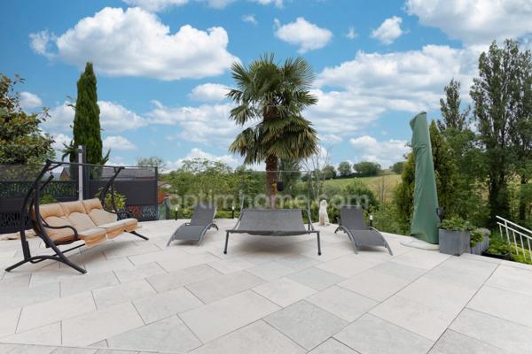 Villa 190 m² hab - 7 pièces à CREUZIER LE VIEUX (03)