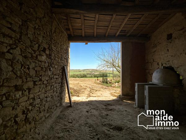 Propriété d’Exception à Rénover – 10 hectares