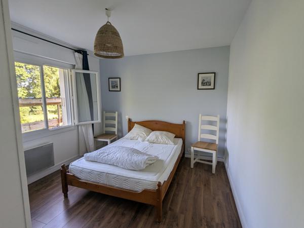 56130 CAMOEL - Maison familiale – 4 chambres dont 1 au rdc  –  garage -terrain constructible de 2 539 m²