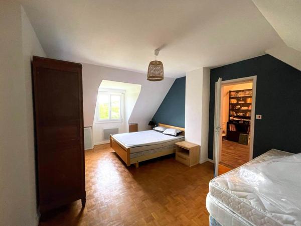 56130 CAMOEL - Maison familiale – 4 chambres dont 1 au rdc  –  garage -terrain constructible de 2 539 m²