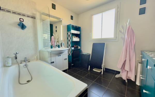 Maison à vendre    4 pièces • 88,88 m2 Fontaine-le-Comte