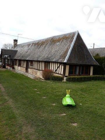 Située dans un environnement calme sur la commune de PERRIERS-LA-CAMPAGNE, cette charmante mais...