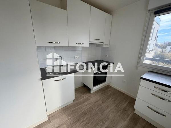 Location Appartement 4 pièces 82.41 m² - BATIMENT B Elancourt 78990