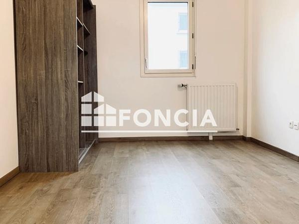 Location Appartement 2 pièces 42.11 m² - 5-7 RUE DE DINEUR Bourg La Reine 92340