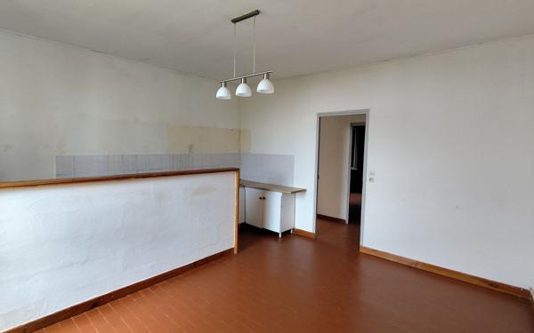 Maison à vendre    9 pièces •  L'Isle-sur-la-Sorgue