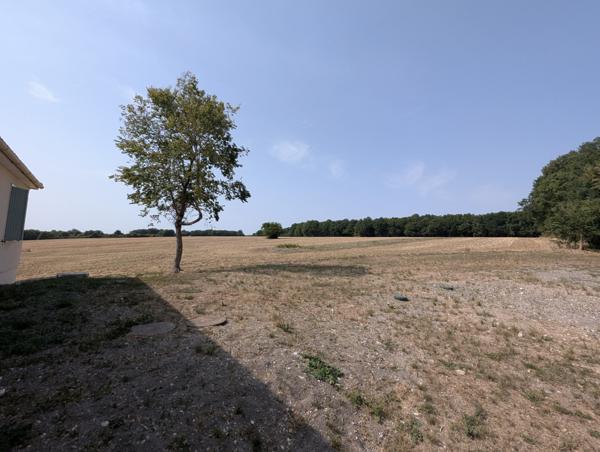 Maison de plain-pied de 82 m² avec sous-sol total et jardin  Écoyeux (17770)