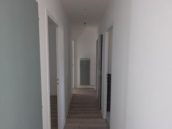 Maison de plain-pied de 82 m² avec sous-sol total et jardin  Écoyeux (17770)