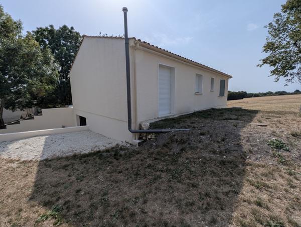 Maison de plain-pied de 82 m² avec sous-sol total et jardin  Écoyeux (17770)