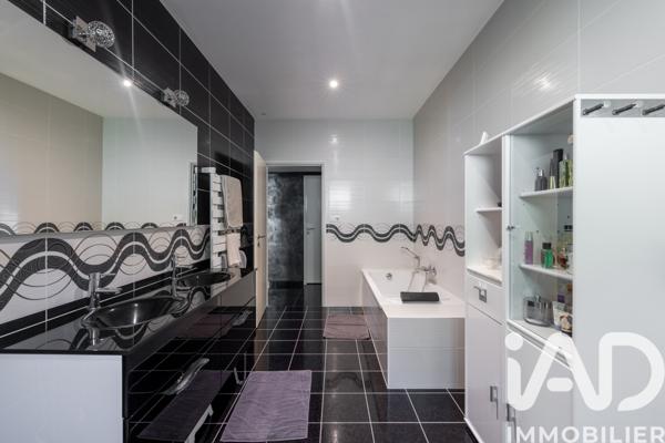 Maison à vendre 6 pièces 201 m² Chancelade