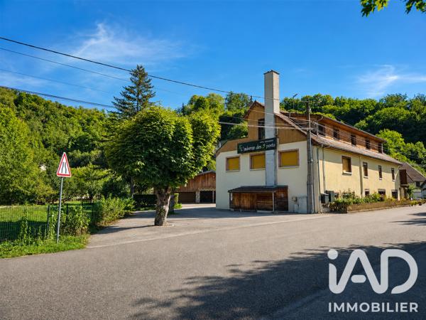 Murs commerciaux  à vendre 688 m² Cusance