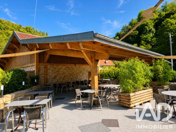Murs commerciaux  à vendre 688 m² Cusance