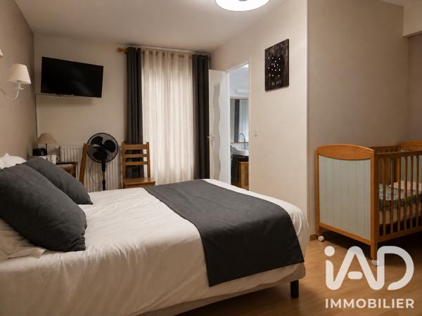 Murs commerciaux  à vendre 688 m² Cusance