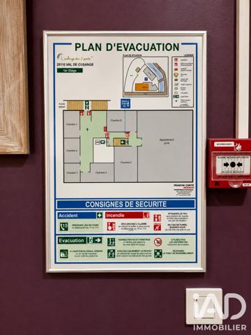 Murs commerciaux  à vendre 688 m² Cusance