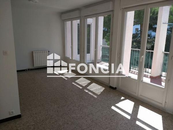 Location Appartement 4 pièces 80.7 m² - 133 AVENUE DE LA TIMONE Marseille 13010