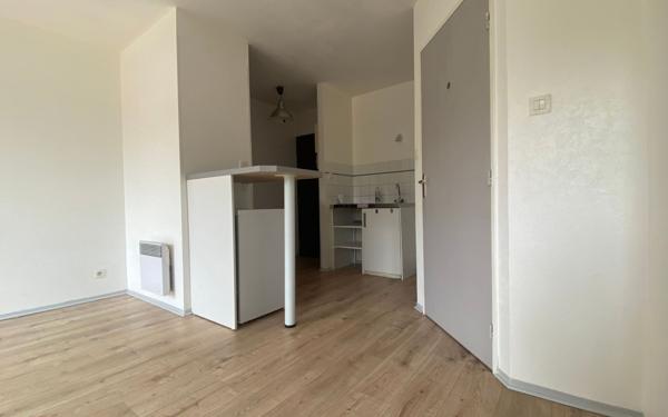Appartement à louer    2 pièces •  Rouffiac-Tolosan