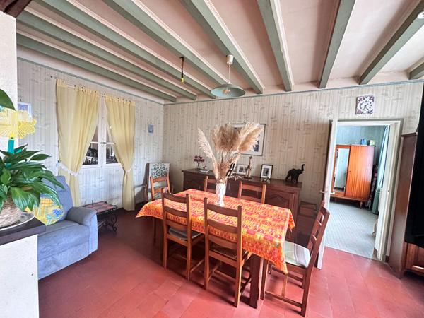 A vendre ancienne longère de 64.17 m² à rénover avec grand terrain à Lhomme (72340) Vallée du Loir