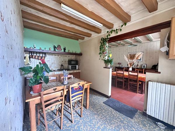 A vendre ancienne longère de 64.17 m² à rénover avec grand terrain à Lhomme (72340) Vallée du Loir