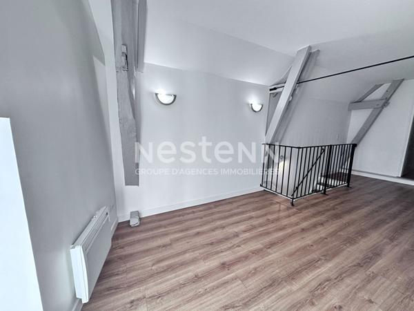 Vente jolie maison rénovée par artisans de 123.62 m² centre ville de VAAS (72500)