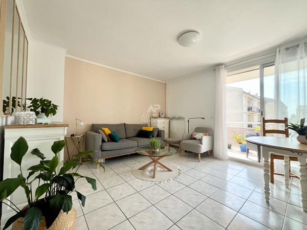 Appartement Conflans Sainte Honorine 4 pièce(s) 77 m2 €239 900 ** - Référence 6873