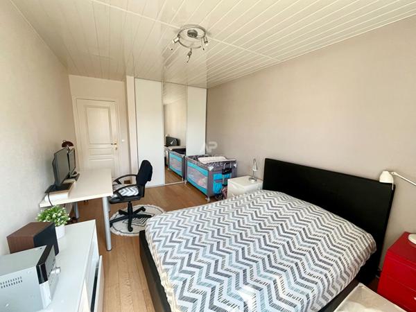 Appartement Conflans Sainte Honorine 4 pièce(s) 77 m2 €239 900 ** - Référence 6873