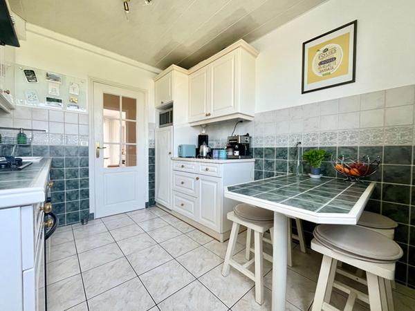 Appartement Conflans Sainte Honorine 4 pièce(s) 77 m2 €239 900 ** - Référence 6873