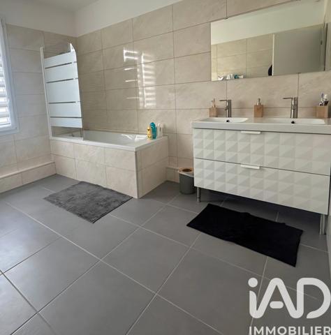 Maison à vendre 9 pièces 200 m² Pierry