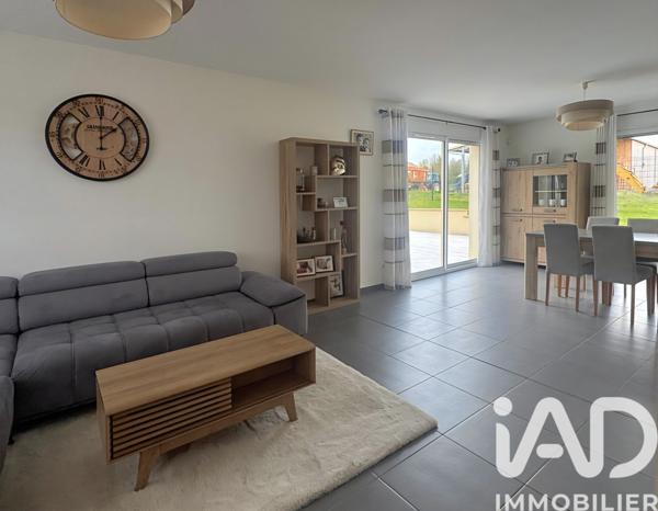Maison à vendre 9 pièces 200 m² Pierry