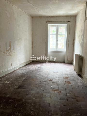 Appartement
         4 pièces
        - 98 m² Exclusivité 32 000 € *