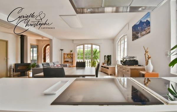 Dpt Hérault (34), à vendre à CANET, maison familiale T6 130m² avec studio indépendant, piscine, pool house sur terrain de 880m²