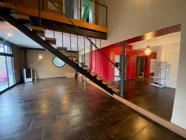 Maison * 6 Pièces * 210 M² * 19110 Bort Les Orgues * 278 200  €